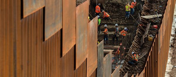 امریکا بودجه پروژهها برای «مهار روسیه» را به تعلیق درآورده است امریکا بودجه پروژهها برای «مهار روسیه» را به تعلیق درآورده است - اسپوتنیک افغانستان