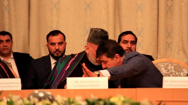 حامد کرزی و حاجی نادر شاه، نماینده افغان‌ها در مسکو در دومین نشست بین‌الافغانی در مسکو - اسپوتنیک افغانستان  