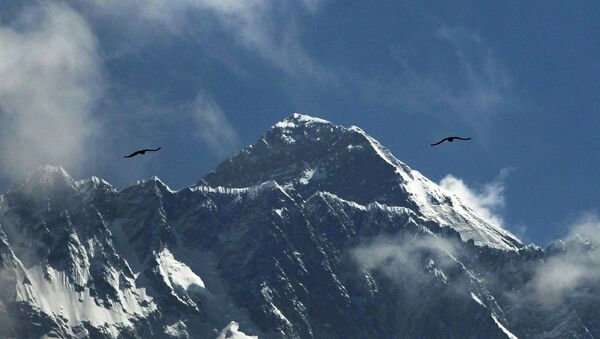 اندازه تازه ای بلندای کوه اورست  - اسپوتنیک افغانستان  