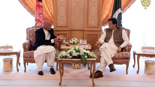 دیدار رئیس جمهور غنی با نخست وزیر پاکستان - اسپوتنیک افغانستان  