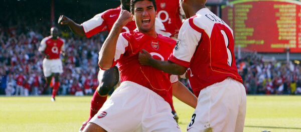 آغاز فینال لیگ قهرمانان با یک دقیقه سکوت به بخاطر مرگ ریس - اسپوتنیک افغانستان  