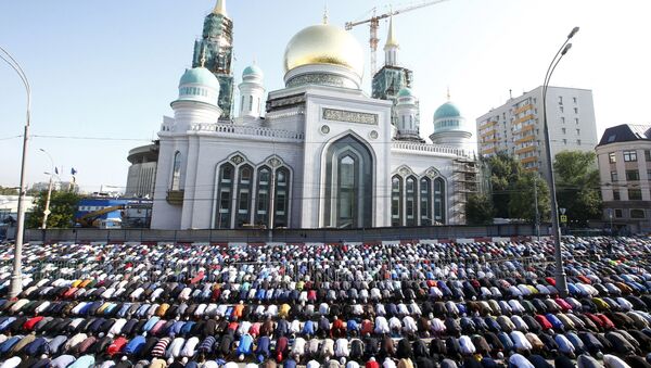برپایی نماز عید فطر در مسکو با حضور هزاران مسلمان - اسپوتنیک افغانستان  