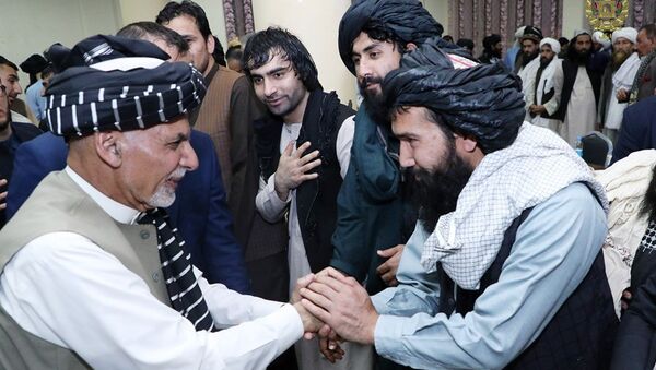 رئیس جمهور غنی: صلح با طالبان بی معنا است - اسپوتنیک افغانستان  