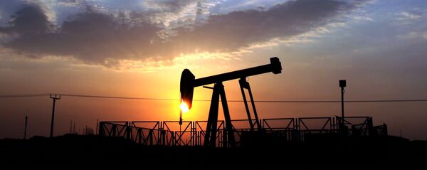 تنش در  روابط چین و آمریکا باعث کاهش قیمت نفت شد   تنش در  روابط چین و آمریکا باعث کاهش قیمت نفت شد  - اسپوتنیک افغانستان