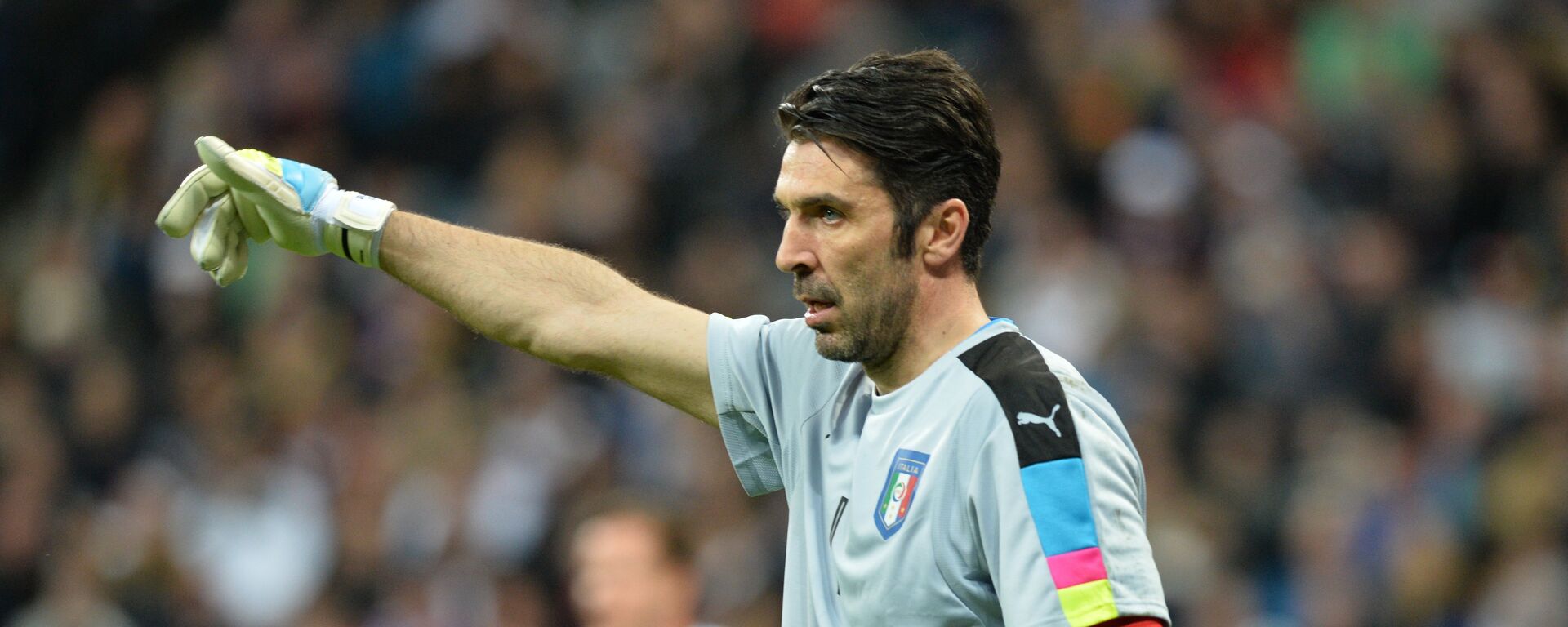 Italy goalkeeper Gianluigi Buffon calls for teammates' attention during a friendly soccer match between Germany and Italy at the Allianz Arena in Munich, March 29, 2016  - اسپوتنیک افغانستان  , 1920, 16.08.2021