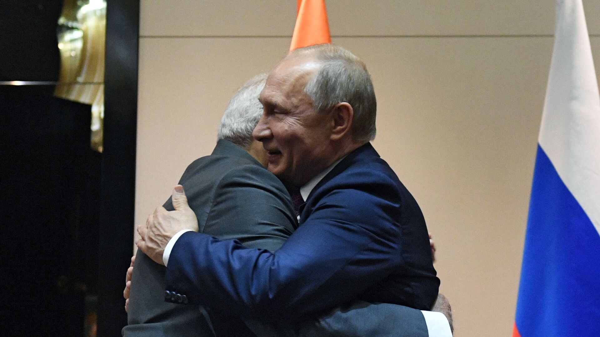 Президент РФ Владимир Путин и премьер-министр Индии Нарендра Моди во время встречи в Бишкеке - اسپوتنیک افغانستان  , 1920, 06.12.2021