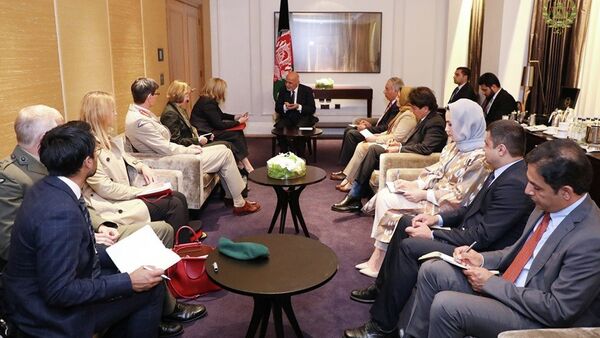 رئیس‌جمهور غنی با وزیر دفاع بریتانیا دیدار کرد - اسپوتنیک افغانستان  
