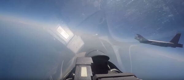 رهگیری هواپیمای شناسایی ناتو توسط جنگنده های روسیه + ویدیو رهگیری هواپیمای شناسایی ناتو توسط جنگنده های روسیه + ویدیو - اسپوتنیک افغانستان