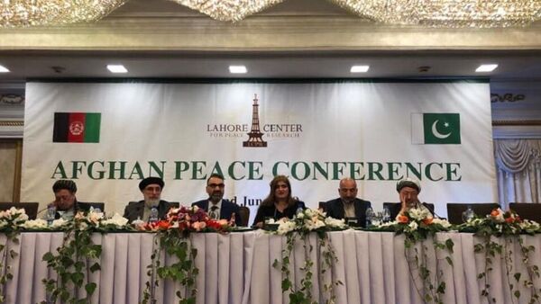 سخنرانی عطا محمد نور در نشست صلح در پاکستان - اسپوتنیک افغانستان  