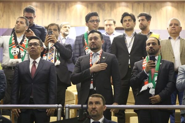 حضور هیئت ویژه فرستاده شده توسط حکومت افغانستان در مسابقه تیم های فوتسال افغانستان و جاپان در ایران - اسپوتنیک افغانستان  
