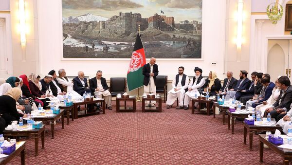 دیدار رئیس‌جمهور غنی با هیات افغانستان در نشست دوحه - اسپوتنیک افغانستان  