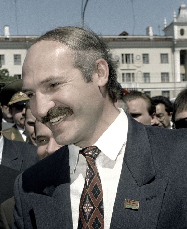 الکساندر لوکاشنکو، رئیس جمهور بلاروس – شهر مینسک، ۱۹۹۴ - اسپوتنیک افغانستان  