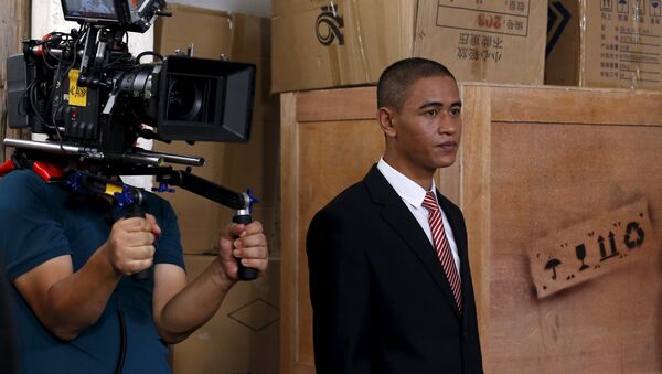 مردی که شباهت زیادی به باراک اوباما دارد - اسپوتنیک افغانستان  