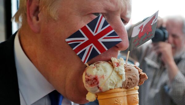 چاقی و کرونا / نخست وزیر انگلیس از شهروندان خواست خود را لاغر کنند - اسپوتنیک افغانستان  