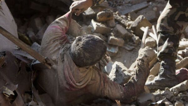 شمار مصدومین زمین لرزه در ازمیر ترکیه به 321 نفر افزایش یافت - اسپوتنیک افغانستان  