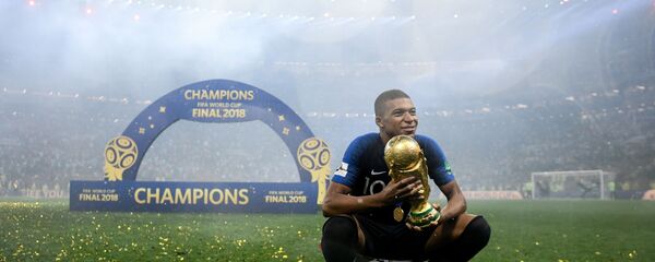 Награждение победителей ЧМ-2018 по футболу - اسپوتنیک افغانستان  