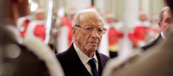 مراسم تدفین نخستین رئیس جمهور دموکراتیک تونس انجام شد مراسم تدفین نخستین رئیس جمهور دموکراتیک تونس انجام شد - اسپوتنیک افغانستان