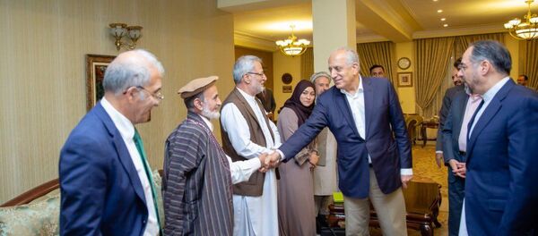 خلیل زاد: پس از توافق با واشنگتن، گفتگوهای صلح دولت افغانستان با طالبان انجام می شود. خلیل زاد: پس از توافق با واشنگتن، گفتگوهای صلح دولت افغانستان با طالبان انجام می شود. - اسپوتنیک افغانستان