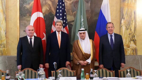 عادل ال جوبیر وزیر خارجه عربستان سعودی با وزارای خارجه ترکیه، روسیه و امریکا - اسپوتنیک افغانستان  