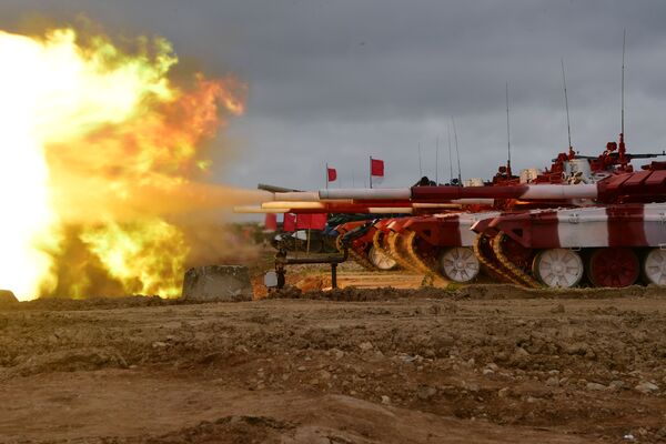 تانک های T-72B3 تیم اردوی روسیه در « مسابقه تانک ها ۲۰۱۹» - حومه مسکو - اسپوتنیک افغانستان  