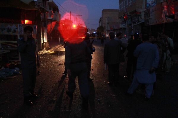نیروهای پولیس در محل واقعه پس از وقوع انفجار در هرات - اسپوتنیک افغانستان  