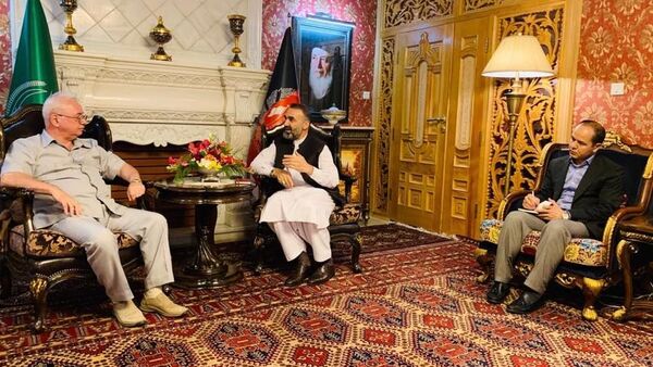 دیدار عطا محمد نور باالکساندر مانتیتسکی، سفیر روسیه در کابل - اسپوتنیک افغانستان  