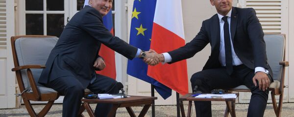 ابراز نگرانی پوتین از ترور سلیمانی در تماس تیلیفونی با ماکرون ابراز نگرانی پوتین از ترور سلیمانی در تماس تیلیفونی با ماکرون - اسپوتنیک افغانستان