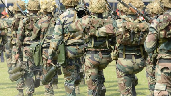 هند 125 هزار نظامی دیگر به جامو و کشمیر اعزام کرد - اسپوتنیک افغانستان  