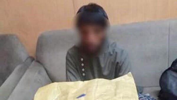بازداشت مردی که در «طبله» به امارات مواد مخدر انتقال می‌داد - اسپوتنیک افغانستان  