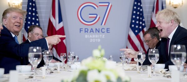 ترامپ: جانسون همان نخست‌وزیری است که بریتانیا دنبالش بود - اسپوتنیک افغانستان  