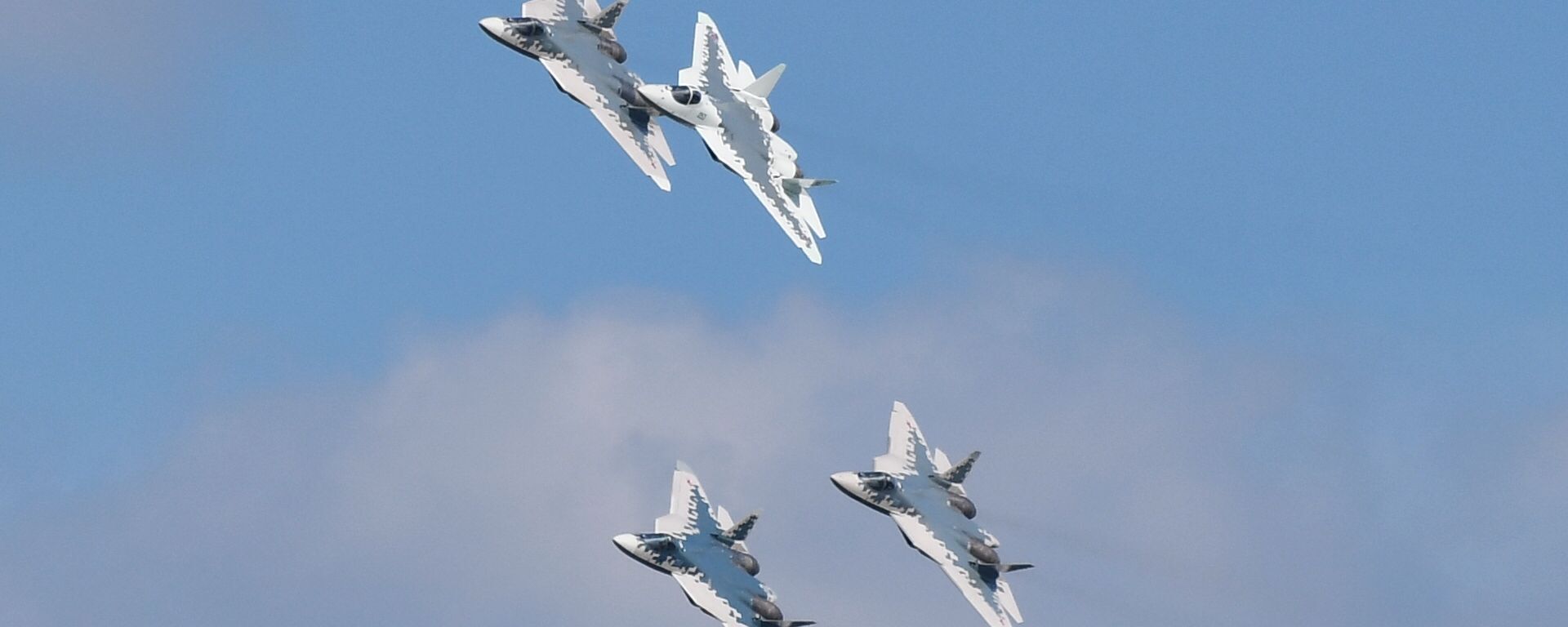 Многофункциональные истребители Су-57 во время подготовки к открытию МАКС-2019 в Жуковском - اسپوتنیک افغانستان  , 1920, 15.02.2022