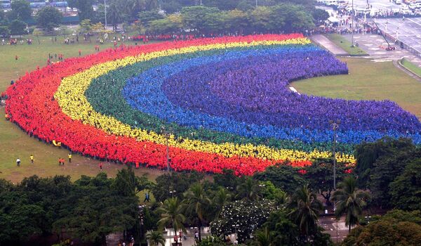 جالب ترین رکوردهای گینس - رنگین کمان با شرکت 31000 نفر در فیلیپین. - اسپوتنیک افغانستان  