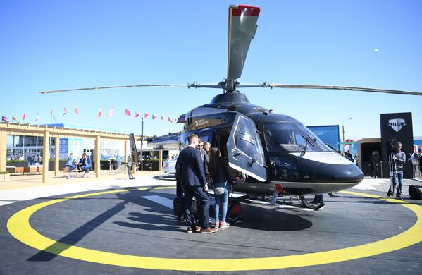 هلیکوپتر «انسات» ساخت روسیه در نمایشگاه بین‌المللی هوافضای «ماکس-۲۰۱۹» - حومه مسکو - اسپوتنیک افغانستان  