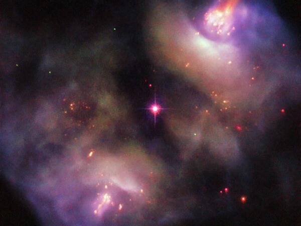 سحابی سیاره ای NGC 2371 در صورت فلکی دوقلوی
 
 - اسپوتنیک افغانستان  