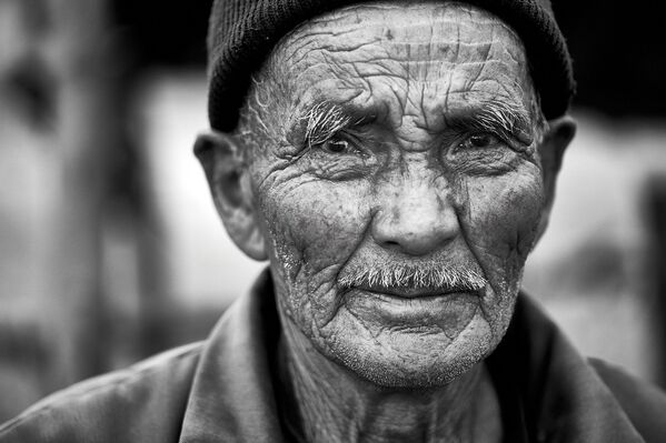 پیرمرد ۹۰ ساله قرغزی - اسپوتنیک افغانستان  