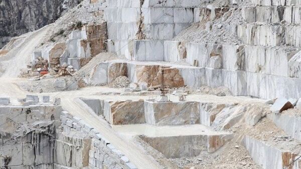 سرمایه‌گذاری 20 میلیون دالری در بخش استخراج سنگ کرومایت - اسپوتنیک افغانستان  