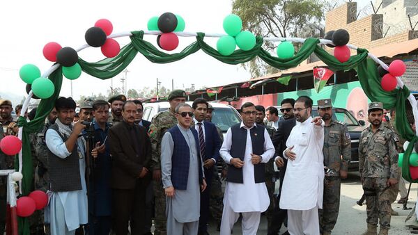واکنش‌ها به حضور مقام‌های افغان در مراسم افتتاح گذرگاۀ تورخم  - اسپوتنیک افغانستان  