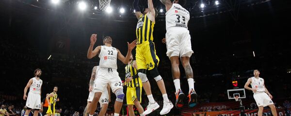 تیم بسکتبال رئال مادرید  Баскетбол. Евролига. Финал четырех. Матч за 3-е место تیم بسکتبال رئال مادرید  Баскетбол. Евролига. Финал четырех. Матч за 3-е место - اسپوتنیک افغانستان