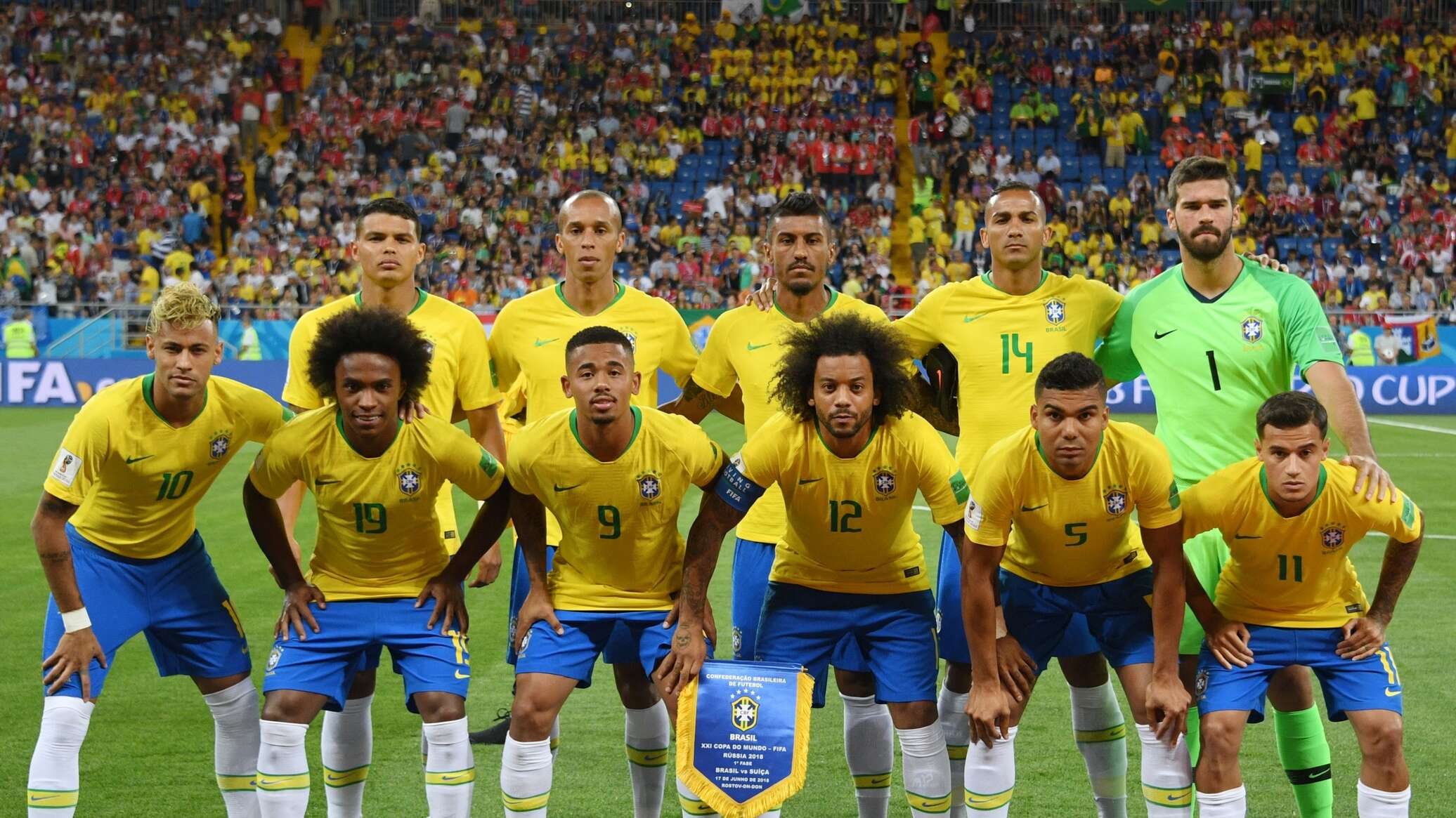 Сборная бразилии чемпионы сколько раз. Сборная Бразилии 2021. Сборная Бразилии по футболу 2023. Сборная Бразилии по футболу 2021. Сборная Бразилии 2005.