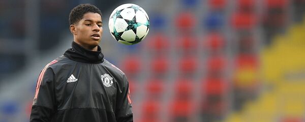 مارکوس راشفورد   Футбол. Лига чемпионов. Тренировка ФК Манчестер Юнайтед مارکوس راشفورد   Футбол. Лига чемпионов. Тренировка ФК Манчестер Юнайтед - اسپوتنیک افغانستان