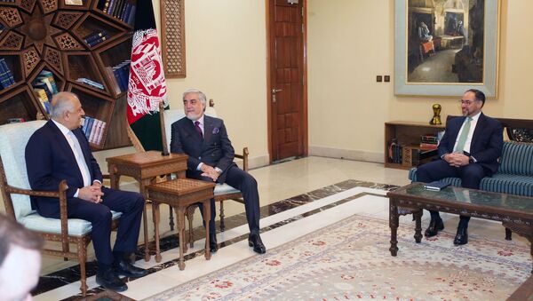 سفیر امریکا و زلمی خلیلزاد به دیدار داکتر عبدالله رفتند - اسپوتنیک افغانستان  