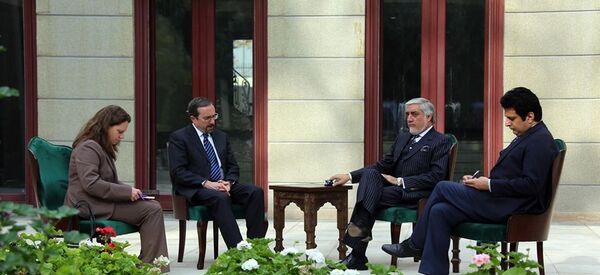 دیدار عبدالله عبدالله با جان بس دیدار عبدالله عبدالله با جان بس - اسپوتنیک افغانستان