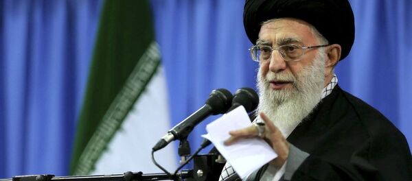 واکنش رهبر ایران به سفر غیر منتظره ترامپ به افغانستان واکنش رهبر ایران به سفر غیر منتظره ترامپ به افغانستان - اسپوتنیک افغانستان