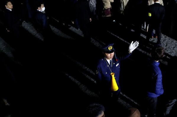 پولیس زن در مراسم به مناسبت بزرگداشت امپراطور جاپان - اسپوتنیک افغانستان  