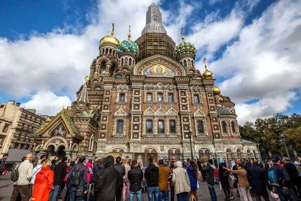 زیباترین شهرهای روسیه از دید کامپیوتر- کلیسای رستاخیز مسیح در سن‌پیترزبورگ.
 - اسپوتنیک افغانستان  
