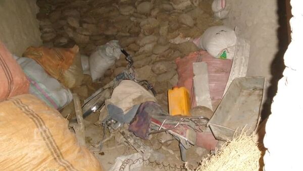 یک دیپوی مواد انفجاری طالبان در ولایت هلمند از بین برده شد  - اسپوتنیک افغانستان  