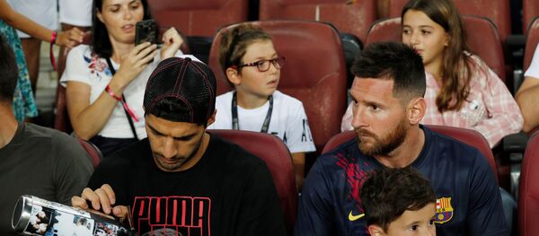 سوارز با مسی سوارز با مسی - اسپوتنیک افغانستان