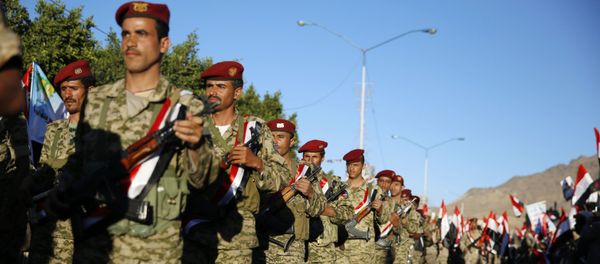 انفجار در رژه نظامی در جنوب یمن؛ مقامات یمنی حوثیها را مقصر دانست انفجار در رژه نظامی در جنوب یمن؛ مقامات یمنی حوثیها را مقصر دانست - اسپوتنیک افغانستان