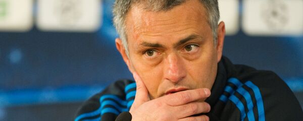 ژوژه مورینیو  Футбол. Лига Чемпионов. Тренировка ФК Реал ژوژه مورینیو  Футбол. Лига Чемпионов. Тренировка ФК Реал - اسپوتنیک افغانستان