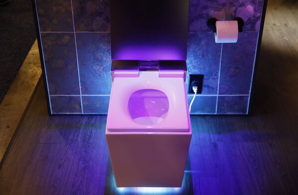 توالت هوشمند در نمایشگاه الکترونیک لاس وگاس
 - اسپوتنیک افغانستان  